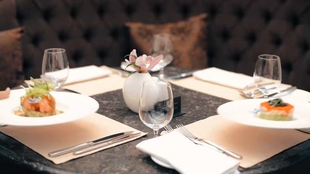 LOTTE HOTEL ST.PETERSBURG 5 DELUXE смотреть онлайн