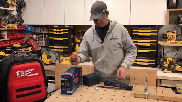 Bosch multi tool has the best blade attachment! Oscillating Starlock GOP12V-28N review смотреть онлайн