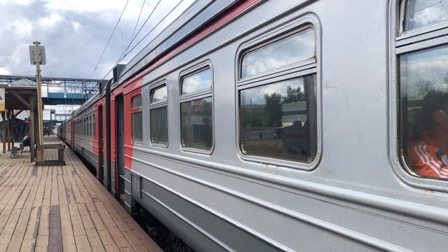 ЭД4М-0358 На станции Ольгино