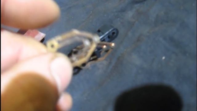 Шевроле Нива. СР Ремонт датчика уровня топлива. смотреть онлайн