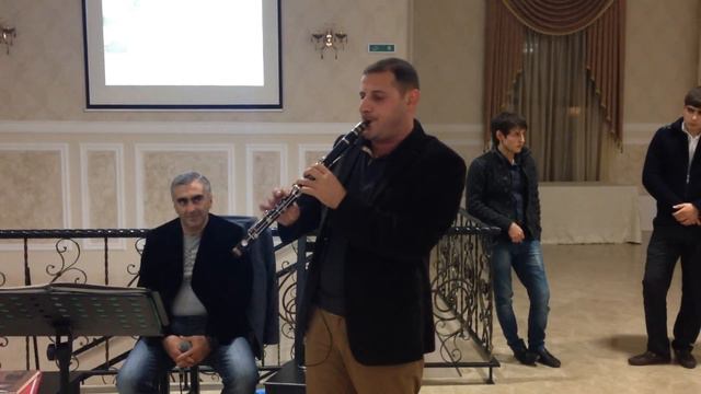 Арсен Наджарян Кларнет разборка свадьба в Новороссийке) смотреть онлайн