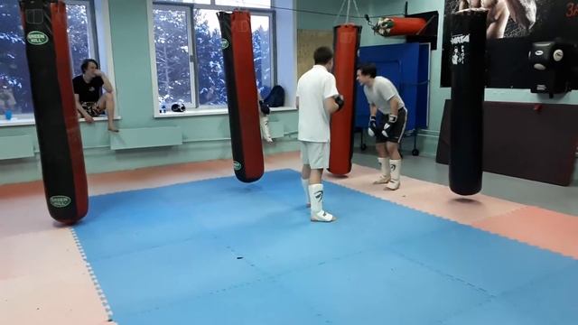 Сергей и Сергей, новички тай бокс смотреть онлайн