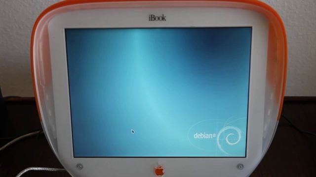 Time to LXDE Desktop iBook G3 Debian 8.5 смотреть онлайн