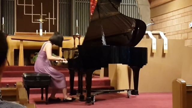 Keiko Lau- Alberto Ginastera: Danza de La Moza Donosa, Op. 2 #2 смотреть онлайн
