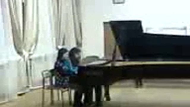 Бах " Шутка"( ансамбль); Брамс " Венгерский танец" смотреть онлайн