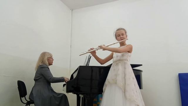Чайникова Полина, "Грациозный вальс" В. Попп смотреть онлайн