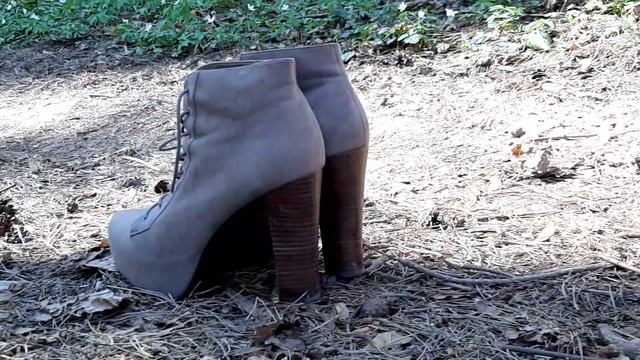 Вірш "Не смій казати, що не стихне біль...." Автор - Марія Скочиліс. Читає Світлана Прокопчук смотреть онлайн