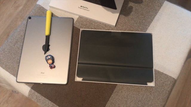 Apple Smart Keyboard Распаковка смотреть онлайн