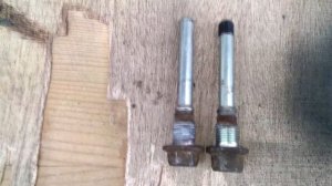 Suzuki Grand Vitara 2 - Замена задних тормозных колодок