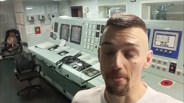 ЖИТЬ В МОРЕ КАК РЕМОНТИРУЮТ ГЛАВНЫЙ ДВИГАТЕЛЬ ДЕМПФЕР НА СУДНЕ ПРИЗНАКИ НЕИСПРАВНОСТИ ДЕМПФЕРА смотреть онлайн
