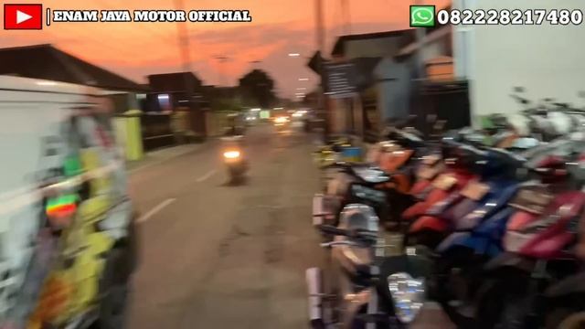 JUAL BELI MOTOR DI MALANG . KITA REVIEW SEMUA MOTOR YANG ADA DI SHOWROOM ( ENAM JAYA MOTOR ) смотреть онлайн