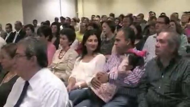 PRESENTACION DEL LIBRO RAFAEL REYES VIDEO 2 DE 6 смотреть онлайн