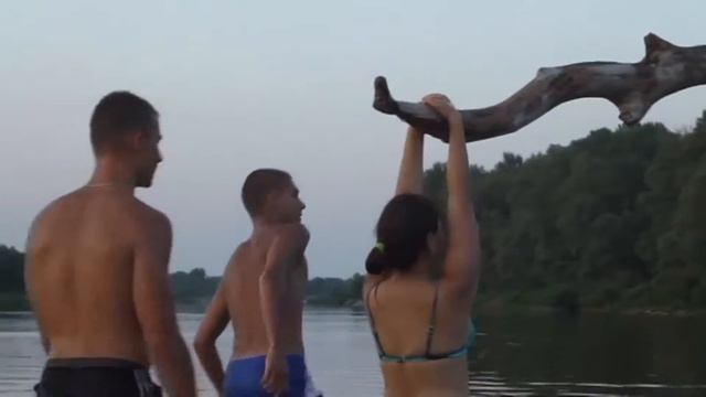 Пацаны дурачатся. Десна, 71-й километр. Сувид