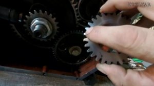 Сборка двигателя R195. Установка коленвала.