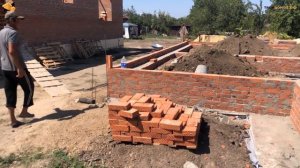 Детальное строительство кирпичного дома