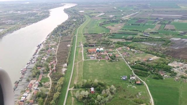? Посадка в аэропорту Белграда смотреть онлайн