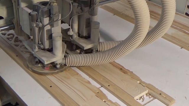 Изготовление резного наличника на станке c ЧПУ смотреть онлайн