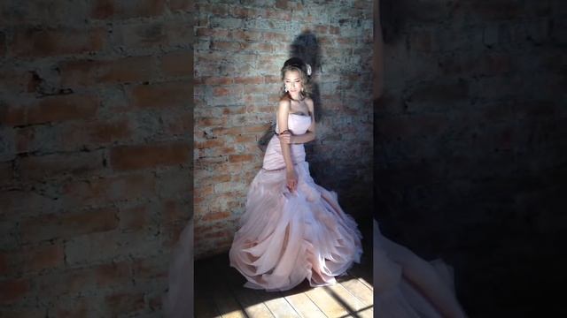 Свадебное платье Vera Wang (Вера Вонг) пудра смотреть онлайн