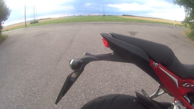 Honda CB650F TESTBERICHT / REVIEW - MotoVLog - GERMAN/DEUTSCH - PART 2/2 смотреть онлайн