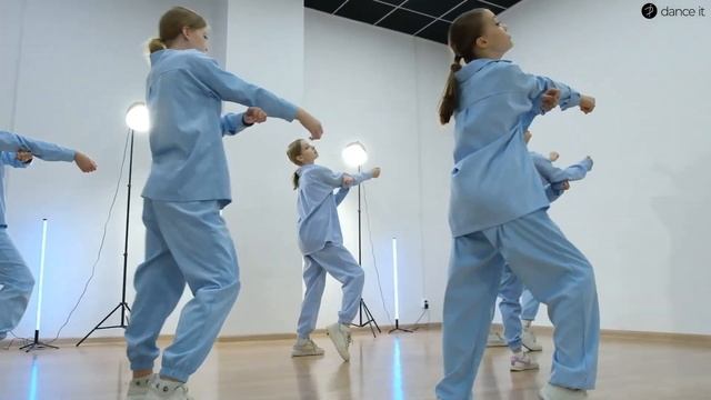 Jazz Funk // Школа танцев "Dance it" смотреть онлайн