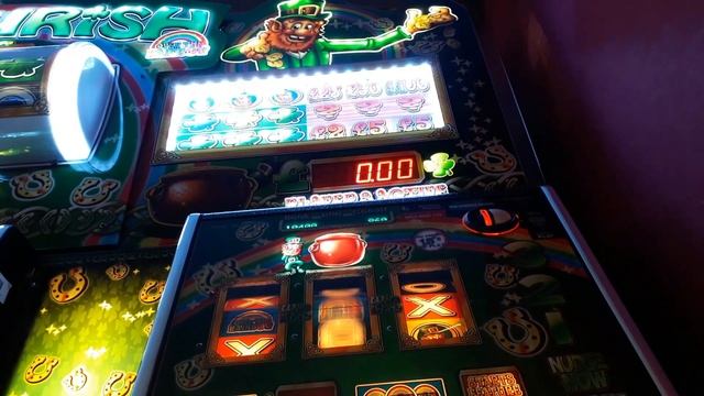 LUCK OF THE IRISH SLOT MACHINE - 50 QUID MYSTERY WINS - LONG SESSION - UK ARCADES 2020 смотреть онлайн