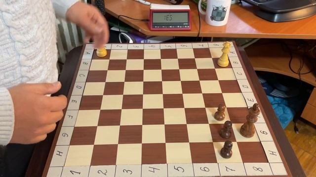 Идея для решения шахматных задач за шахматной доской DGT Smart Board смотреть онлайн