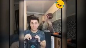 Как реагируют люди на песню Джеймса Брауна I feel good, испуг, прикол, smile)))