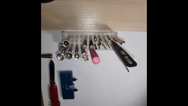 18 Ремонт часов своими руками "1 УЧУ" (для начинающих часовщиков). Органайзер для инструментов смотреть онлайн
