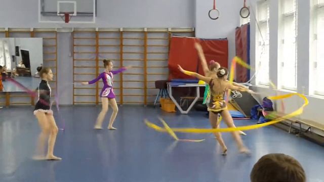 Соревнования по гимнастике. Лента. смотреть онлайн