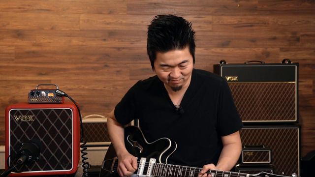 VOX MV50 Brian May Overview with Kenny! смотреть онлайн
