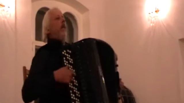 Играет Александр Скляров смотреть онлайн