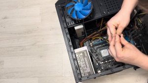 При работе компьютера монитор пишет нет сигнала  в чем причина ? #сборкапк #компьютерныеигры  #пк