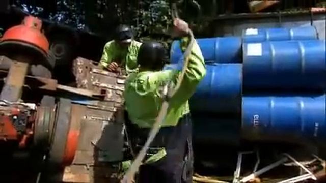 Scrapheap Challenge - Season 10 Episode 6 - Powerboats