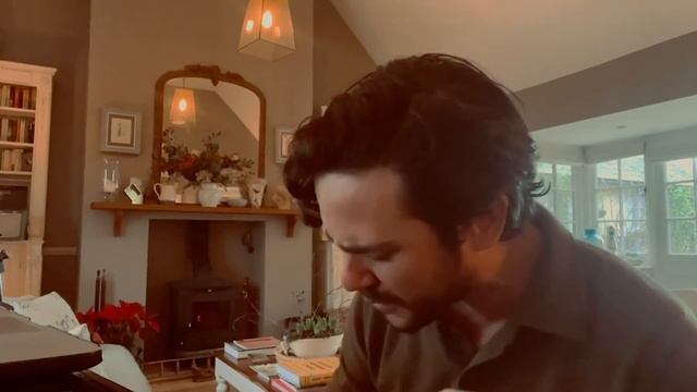 Jack Savoretti - Nights In White Satin (Lockdown Covers) смотреть онлайн