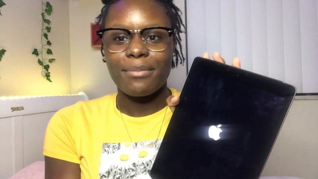 unboxing my new iPad air 2! - Naomi Jay смотреть онлайн
