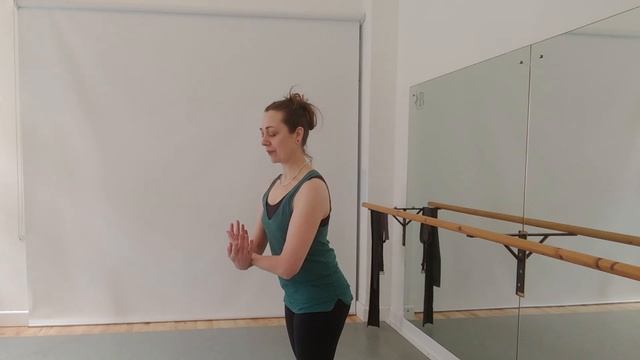 Giselle & Swan Lake Arm Positions And Meaning with Holistic Ballet смотреть онлайн
