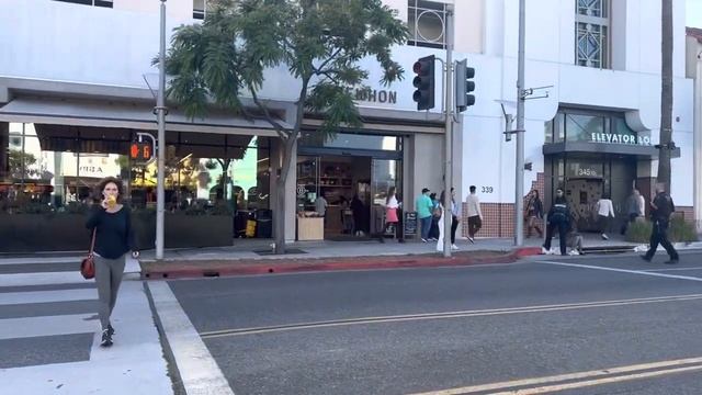 Со свиным рылом в калашный ряд смотреть онлайн