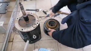 Меняем торцевое уплотнение на насосе Grundfos TP65-260/2