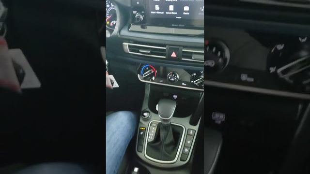 2021 Kia Seltos S Interior Video смотреть онлайн
