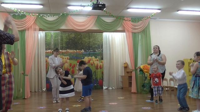 Праздник мам 8 марта смотреть онлайн