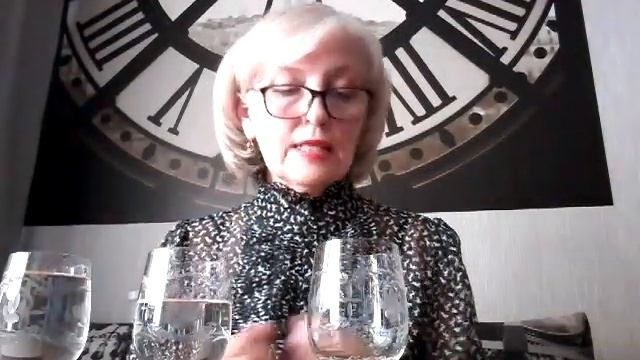 поющие бокалы смотреть онлайн
