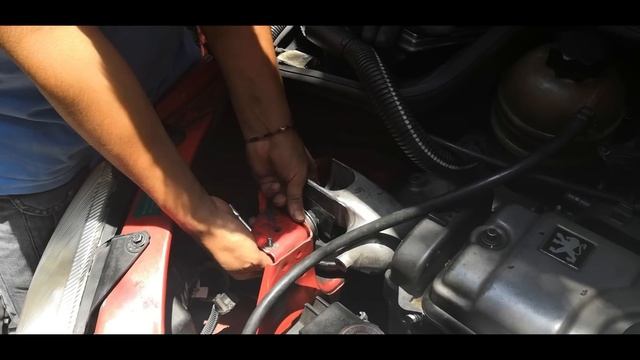 Cambio de soporte de motor ***Peugeot*** смотреть онлайн