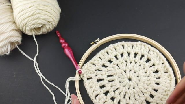 How to Crochet the Natural Granny Wall Hanging смотреть онлайн