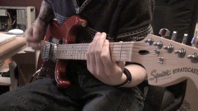 Squier Stratocaster Standard Double fat смотреть онлайн