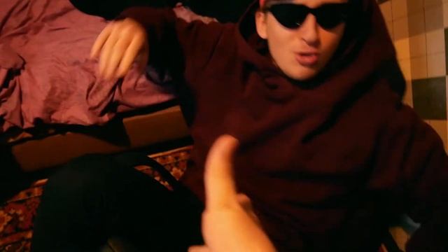 и ЭТО называется БОМЖ? смотреть онлайн