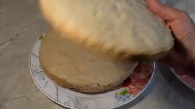 Тортик с коржами из арахиса,белков и муки. смотреть онлайн