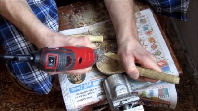 Резная деревянная ложка/Carved wooden spoon смотреть онлайн