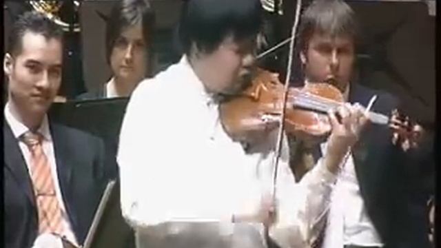 Ning Feng plays Sauret Cadenza from Paganini Concerto no.1 смотреть онлайн
