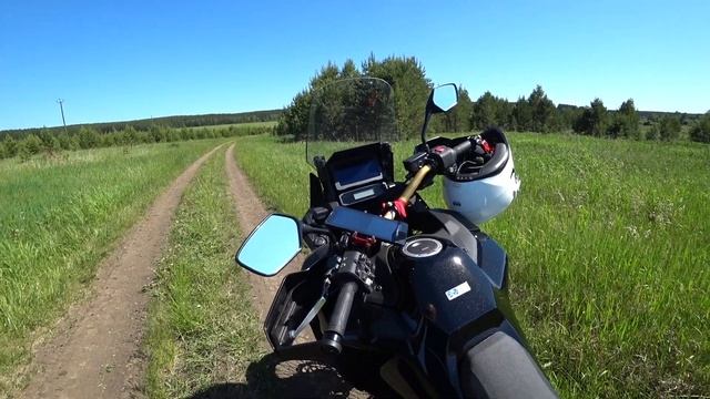 Honda CRF1100 Africa Twin Adventure Sports 2020 Испытание на легком бездорожье 1 часть смотреть онлайн
