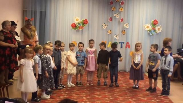 Утренник 8 марта.Группы Звездочка и Рябинка смотреть онлайн